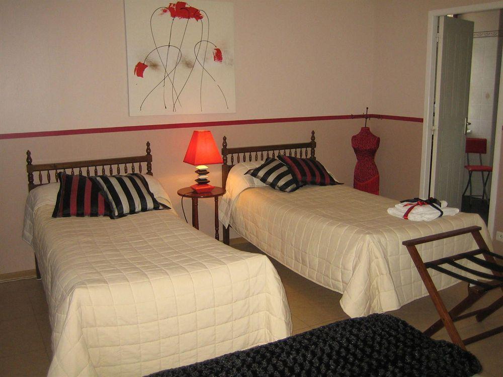 Chambre D'Hotes Domaine Le Castagne Auch Exteriér fotografie